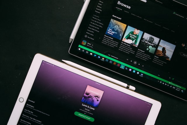 (België – Nederlands) Deezer vs Spotify: Wat is de beste streaming service?